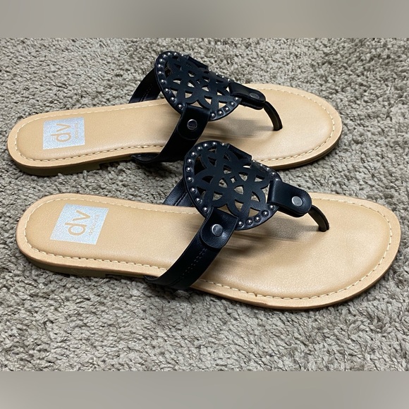 🖤DV by Dolce Vita • black flat slip ons • 7.5 - Picture 3 of 8